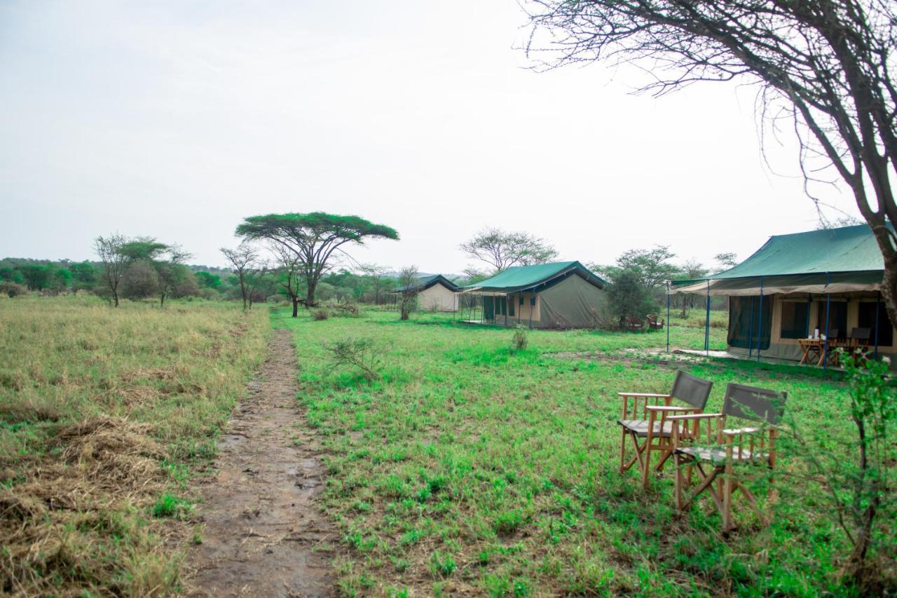 Serengeti Kamwene Tented Camp Nyabogati Экстерьер фото